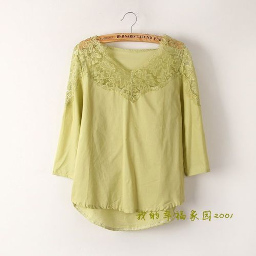 2色純棉七分袖上衣 蕾絲邊v領側開叉 時尚清新甜美春夏服裝批發(fā)